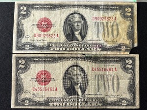 lot 127 image: 1928 Red Seal $2 Dollar Notes