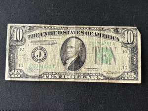 lot 133 image: 1934 A Green Seal $10 Dollar Federal Reserve Note