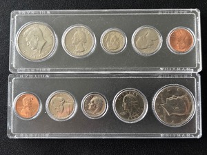 lot 160 image: 1989-D Mint Sets