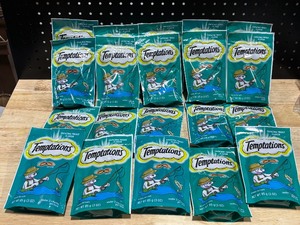 lot 75 image: Temptations Trout Flavor Cat Treats 20 Bags