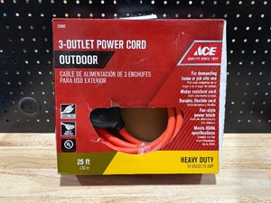 lot 38 image: 25 Foot 3 Outlet Outdoor Power Cord