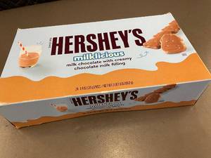 lot 267 image: Hersheys Milklicious Milk Chocolate Multipack