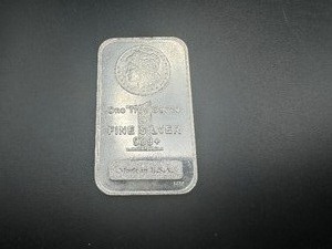 lot 18 image: Morgan Design 1 oz .999 Silver Bar