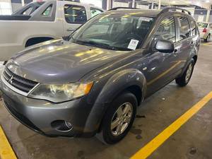 lot 18 image: 2008 Mitsubishi Outlander ES