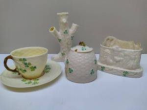lot 6 image: Vintage Belleek Shamrock Collectibles
