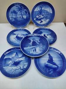 lot 59 image: Royal Copenhagen Collectible Plates