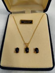 Black Onyx & Gold Necklace Set Stamped 14K