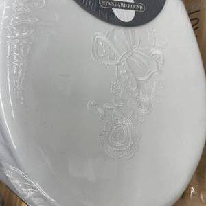 lot 164 image: Bath Bliss Extra Soft Standard Round Closed Front Toilet Seat