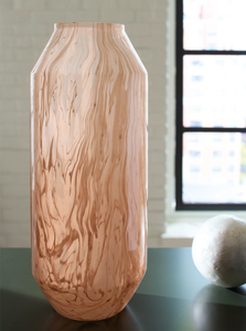 lot 203 image: Ashley Dushby 2000729 Vase