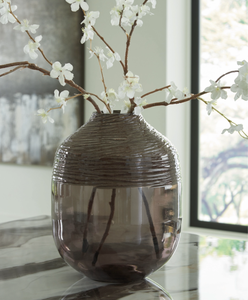 lot 205 image: Ashley Harpwick 2000727 Vase
