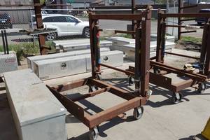 lot 38 image: Heavy Duty Steel Material Handling Cart