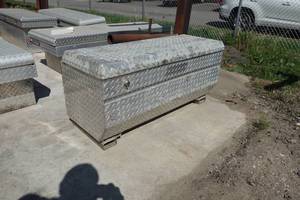 lot 48 image: Knaack Aluminum Diamond Plate Truck Box