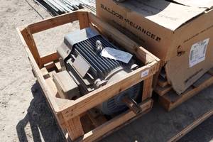lot 62 image: Reliable 15 HP 3-Phase Electric Motor