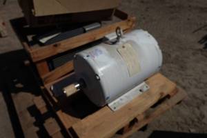 lot 63 image: Baldor 10 HP Air Over 3 Phase Electric Motor