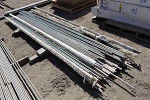 lot 74 image: Assorted Stainless Steel Rod Stock and Threaded Rod