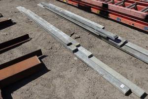 lot 226 image: Kraft Magnesium Concrete Screeds