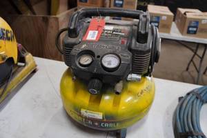 lot 117 image: Porter Cable 6 Gallon Pancake Air Compressor
