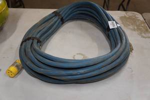 lot 118 image: Extreme Duty Extension Cord