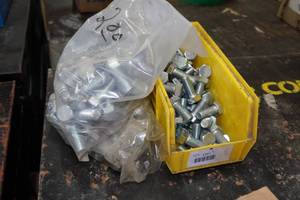lot 177 image: Hex Head Bolts - 58 x 1-12