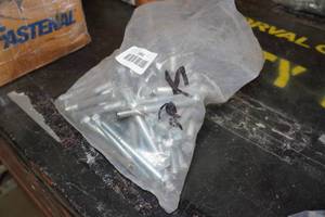 lot 180 image: Hex Head Bolts - 38 x 3-34