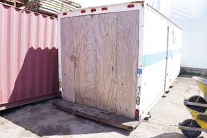 lot 8 image: 24 x 8 x 8 Van Body with Fork Pockets