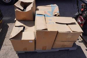 lot 16 image: Plastic Spacer Wheels