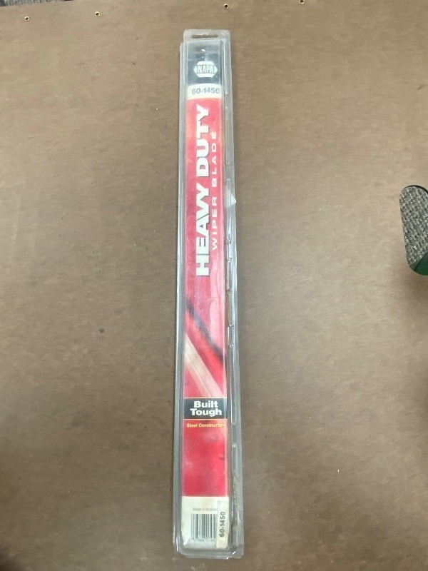 lot 23-1 image: 60-1450 Heavy Duty wiper blade