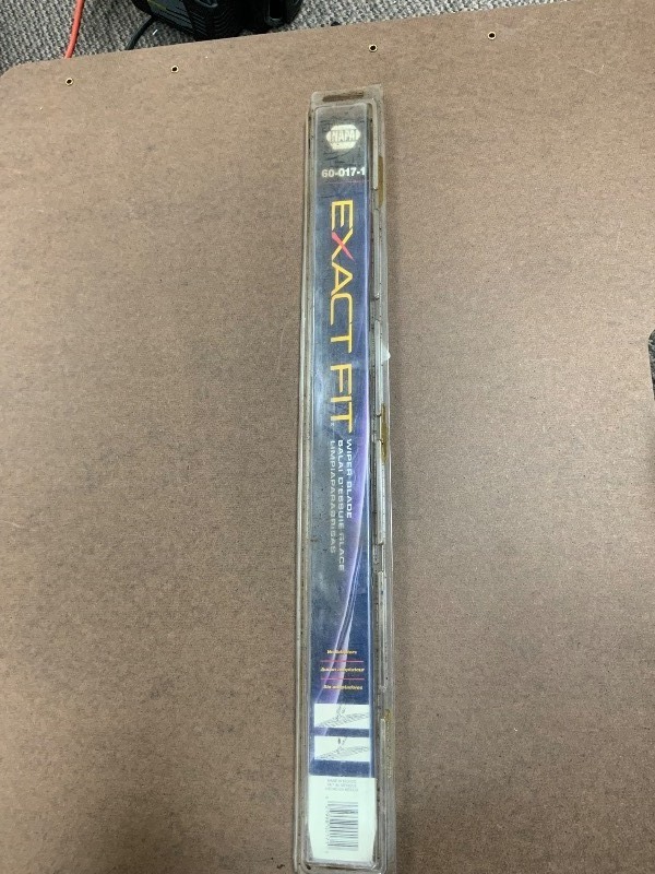 lot 40-1 image: 60-017-1 Exact fit Wiper Blade