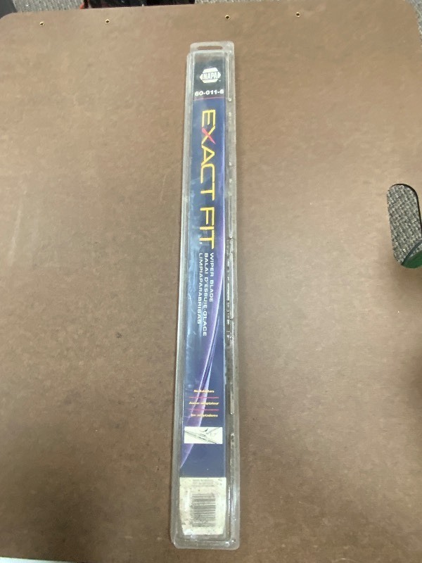 lot 19-1 image: 60-11-6 Exact fit wiper blade