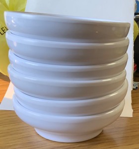 lot 282 image: Lot of 6 new 4 salsa dishes