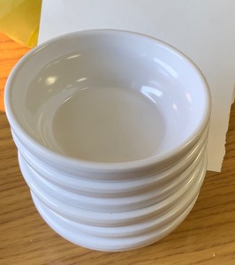lot 168 image: Lot of 6 new 4 salsa dishes