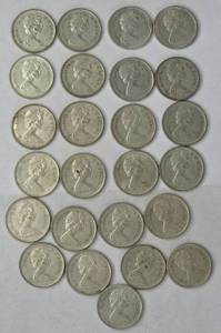lot 21 image: 25 - 1968 SIlver Canadian Quarters