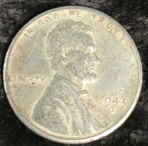 lot 46 image: 25- 1943 Steel Pennies- Half Roll