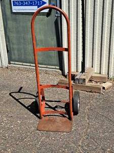 lot 19 image: Inflatable Dolly 2-wheel