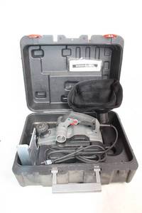 lot 245 image: Porter Cable Handheld Electric Planer with Storage Case