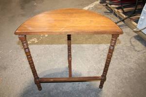 lot 29 image: Vintage Half-Moon Wooden Accent Table