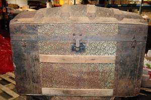 lot 95 image: Antique Wooden and Metal Steamer Trunk with Decorative Lining