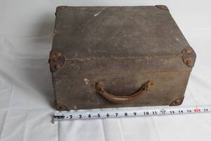 Vintage Portable Gramophone Turntable in Wooden Case
