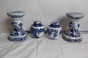 lot 119 image: Set of 4 Blue and White Porcelain Candle Holders and Ginger Jars