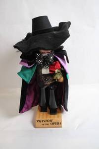lot 5 image: Phantom of the Opera Nutcracker Figurine