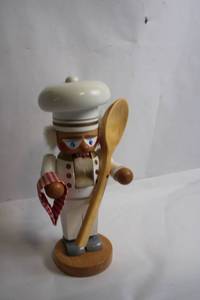 lot 6 image: Wooden Chef Nutcracker with Spoon and Fabric Accents