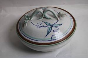 lot 34 image: Handcrafted Ceramic Lidded Dish with Floral Design