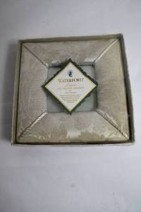 lot 46 image: Waterford Linens Decorative Accents Cushion