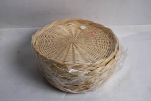 lot 88 image: Unopened Set of 3 Wicker Baskets in Plastic Wrap