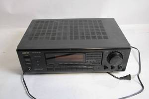 lot A-148 image: Onkyo R1 AudioVideo Tuner Amplifier in Good Condition