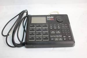 lot 155 image: Used Akai XR20 Beat Production Center