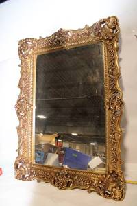 lot A-174 image: Vintage Ornate Gold Framed Mirror