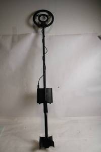lot 181 image: Used Metal Detector with Adjustable Shaft
