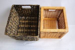 lot 187 image: Pair of Wicker Storage Baskets in Natural Tones