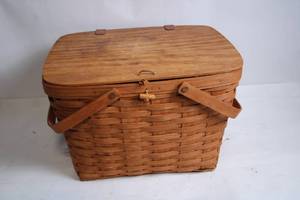 lot 204 image: Vintage Woven Wood Picnic Basket with Lid and Handles